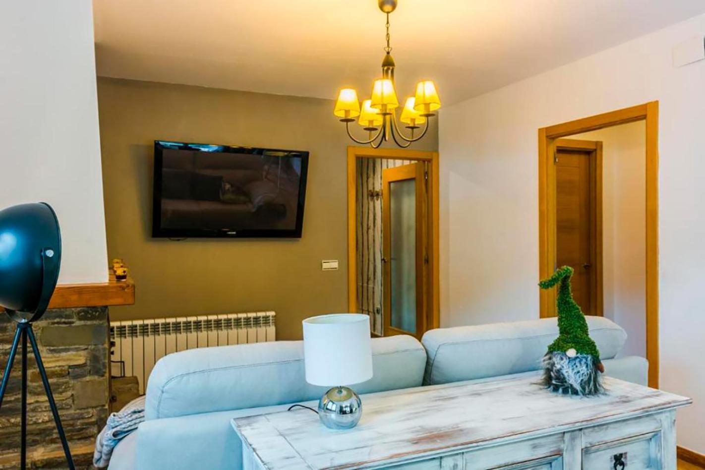 Apartamento A 15 Minutos De Baqueira Les Bordes Dış mekan fotoğraf